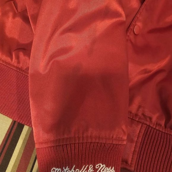 Bulls Mitchell Ness Stadium Jacket - Picture 5 of 6